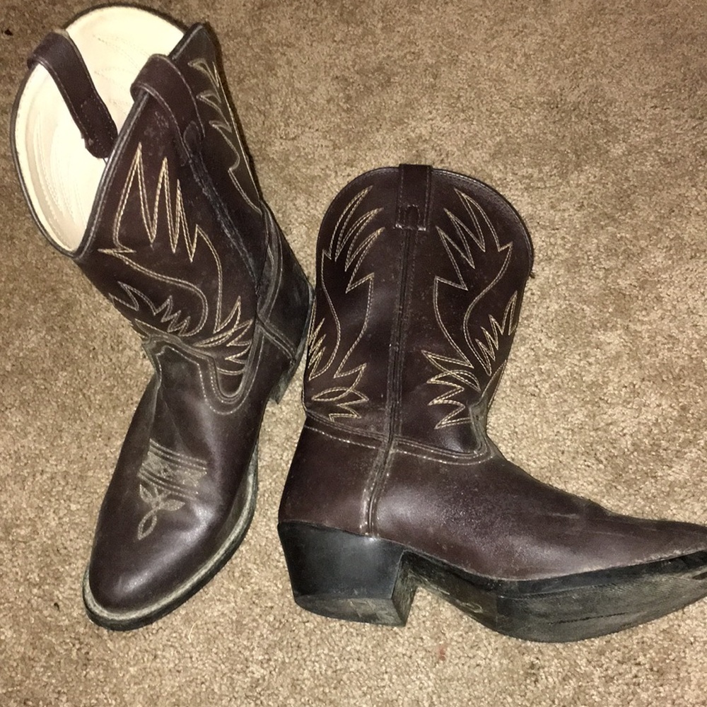 Connie colt western boots size 6 (fit up to 8.5)